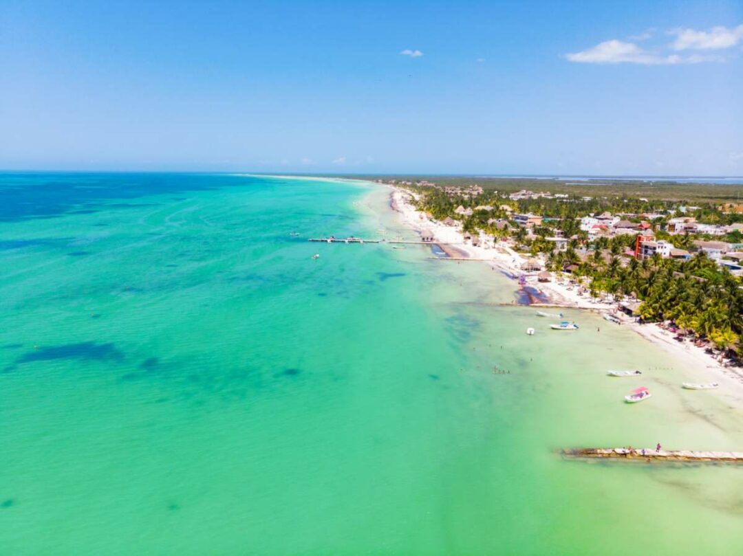 best way to get to holbox from cancun