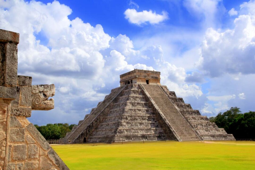 how to go to chichen itza from cancun