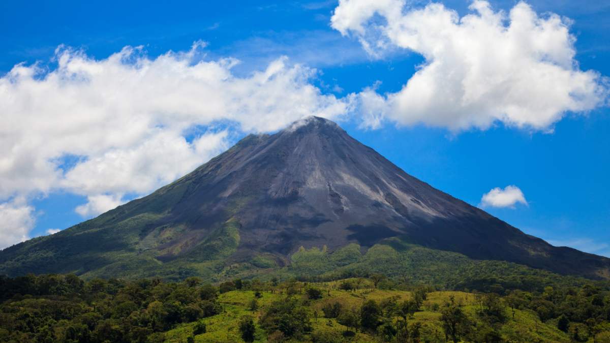 Ultimate Costa Rica Travel Guide to plan your dream vacation