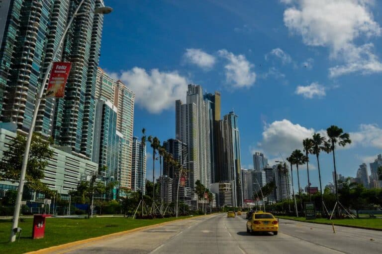 Die 4 Besten Möglichkeiten, Um Von Bocas Del Toro Nach Panama City, Panama Zu Kommen