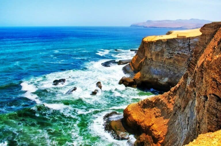 How To Get From Ica To Paracas, Peru (3 Best Ways)