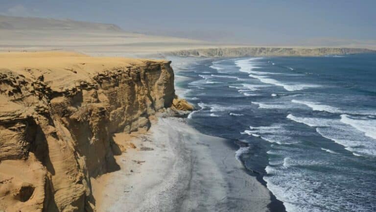 How To Get From Lima To Paracas, Peru (4 Best Ways)