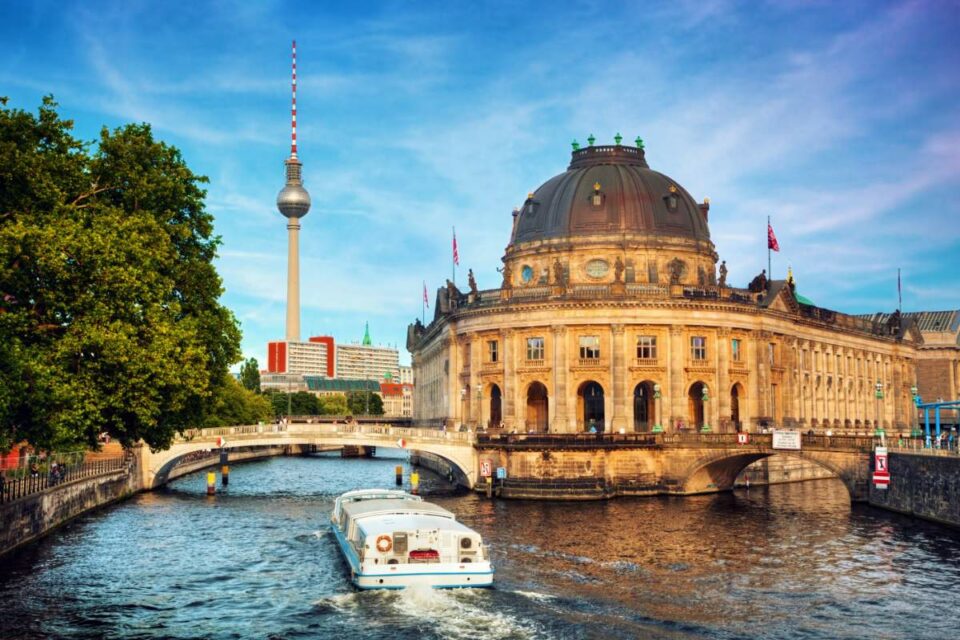 How To Get From Hamburg To Berlin, Germany