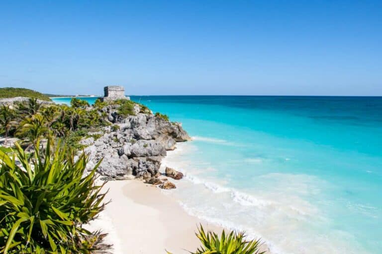 How To Get From Merida To Tulum, Mexico (3 Best Ways)