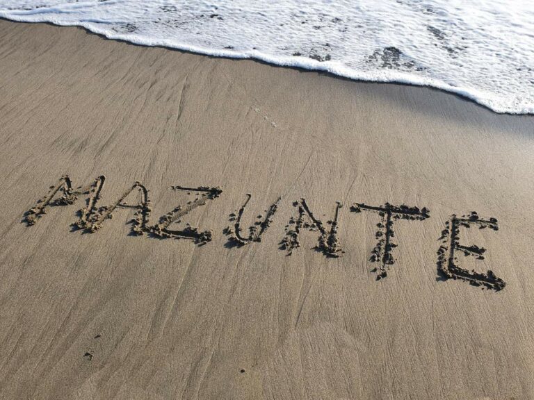 How To Get From Zipolite To Mazunte, Mexico (4 Best Ways)