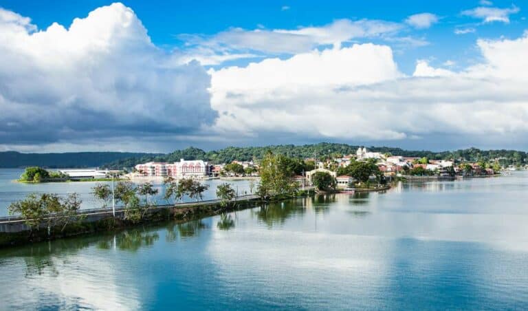 3 Best Ways To Get From Lanquin To Flores, Guatemala
