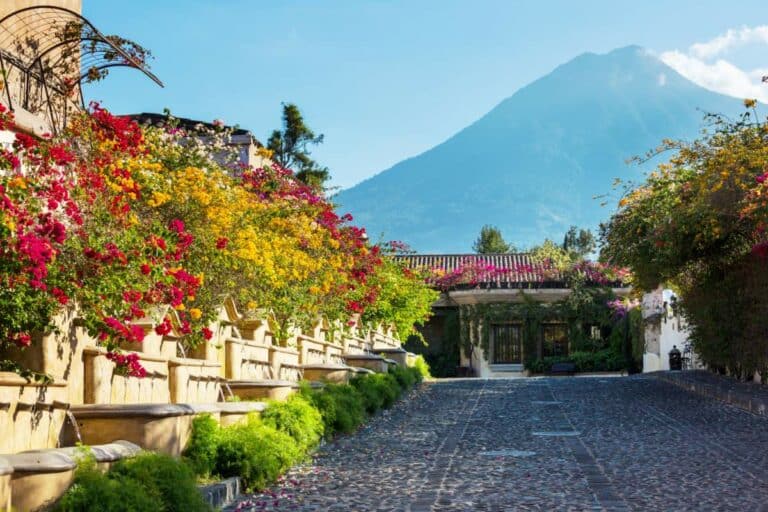 4 Best Ways To Get From San Marcos La Laguna To Antigua, Guatemala