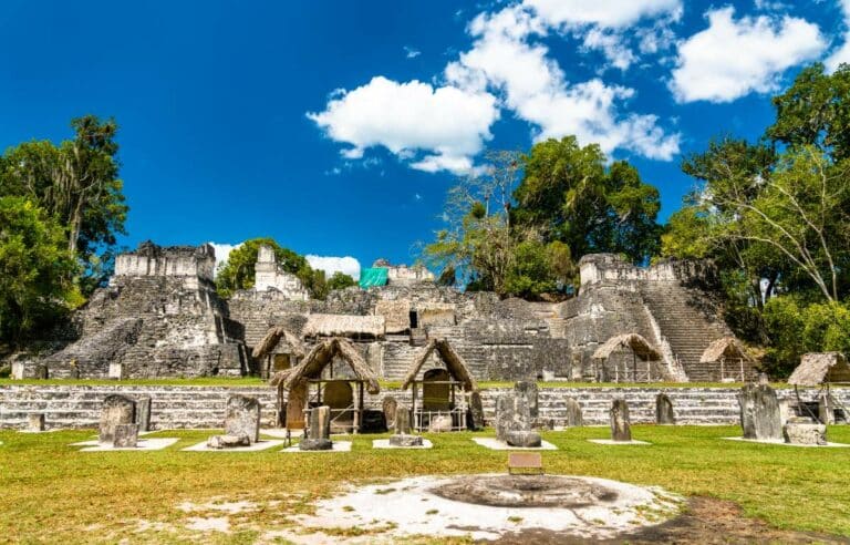 Wie Kommt Man Von Tulum Nach Tikal, Guatemala?