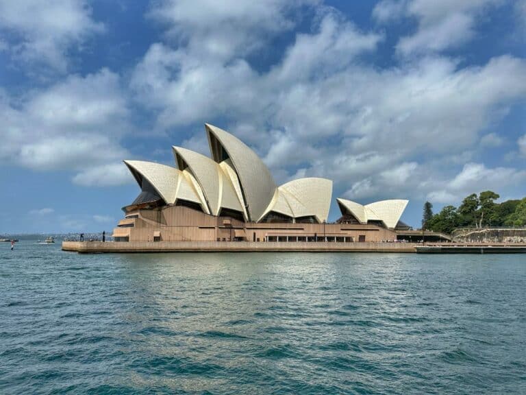 10 Best Things To Do In Sydney + Luxury Hotel Recommendations