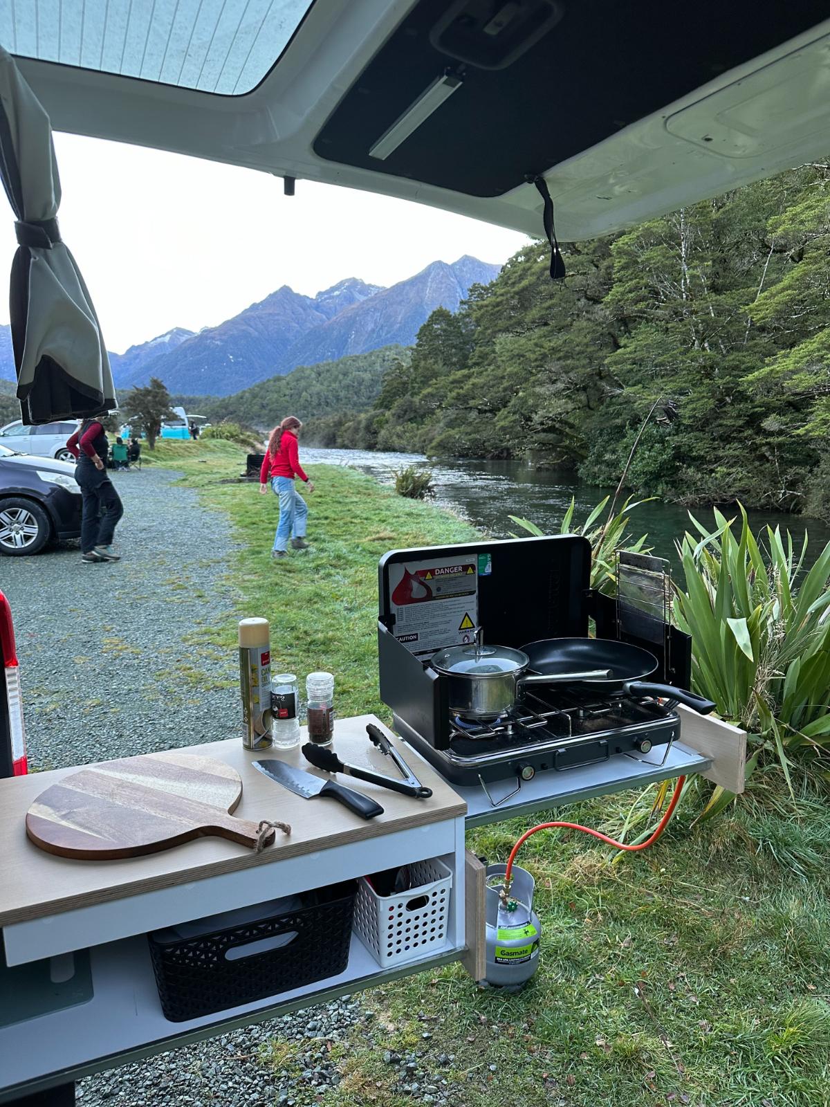 Camper Van new Zealand Universal Traveller by Tim Kroeger4463