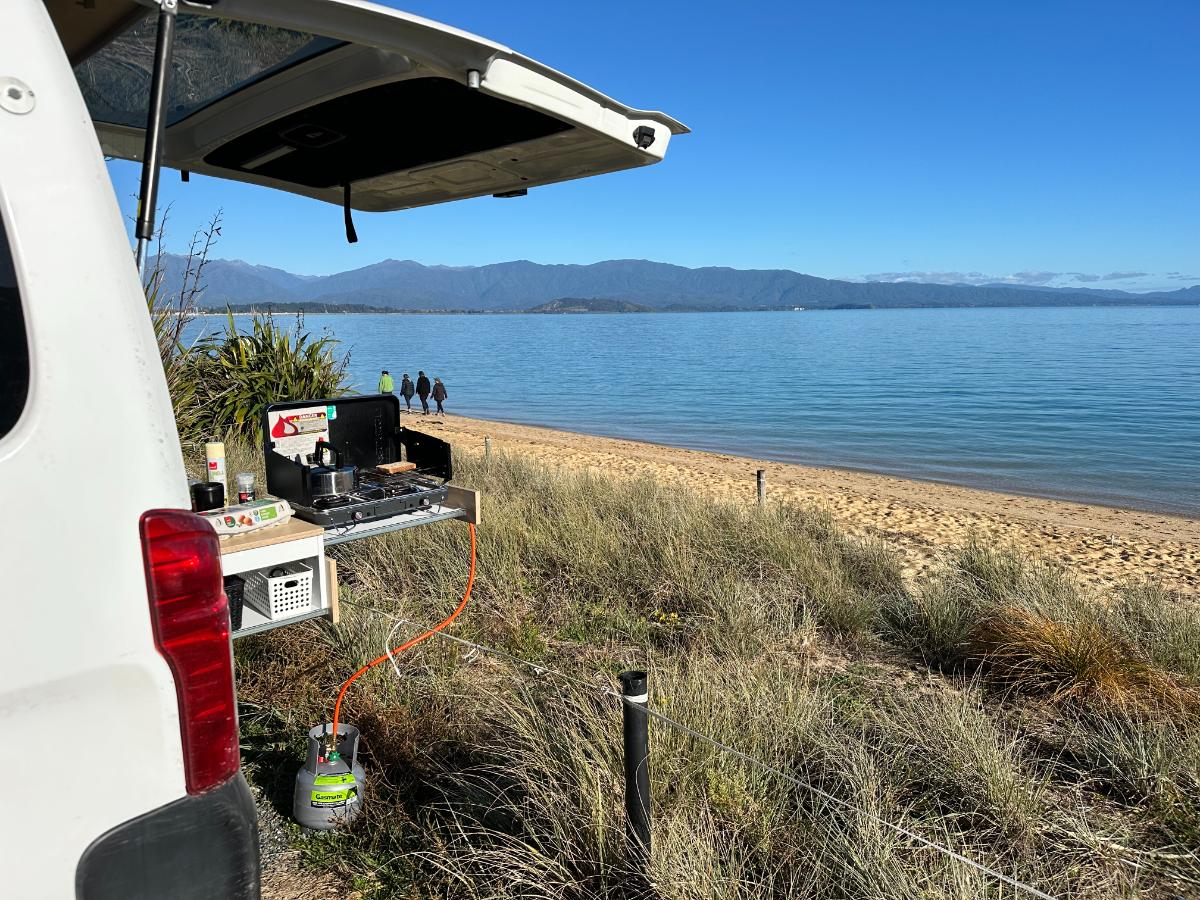 Camper Van new Zealand Universal Traveller by Tim Kroeger5419