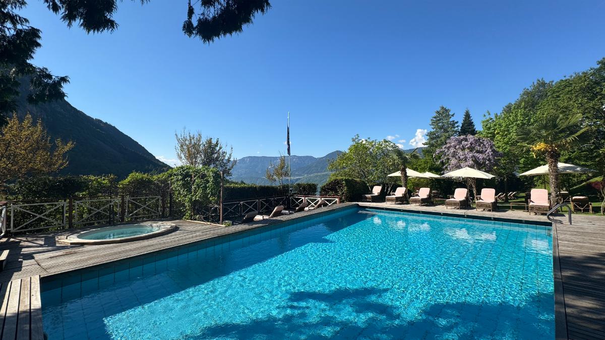 Outdoor Infinity Pool And Jacuzzi With Sun Loungers At Castel Fragsburg Overlooking The Alpine Valley And Merano, South Tyrol